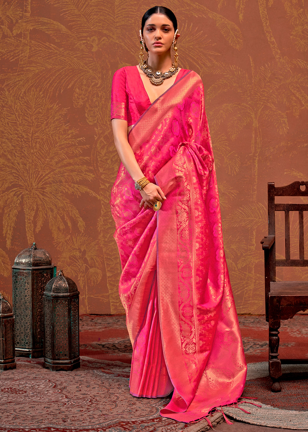 Shades Of Orange and Pink Handloom Woven Designer Silk Saree