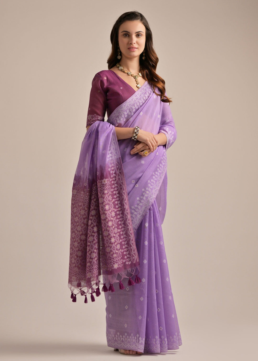 Lavender Thread Butti Lakhnawi Weaves Muga Cotton Saree With Contrast Pallu