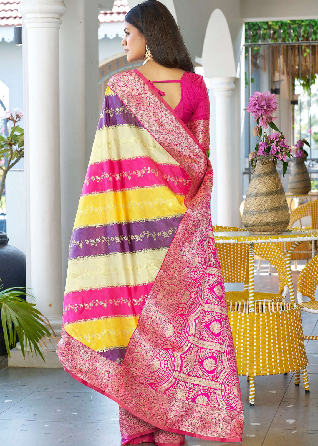Yellow Leriya Zari Woven Banarasi Silk Saree With Contrast Pallu