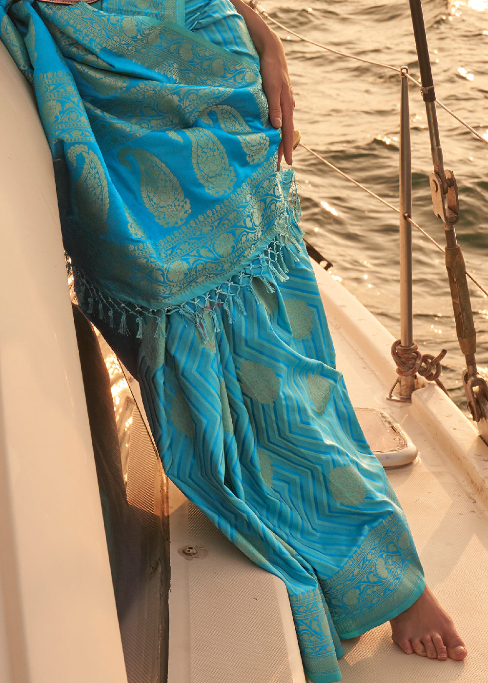 Cerulean Blue Two Tone Satin Silk Saree