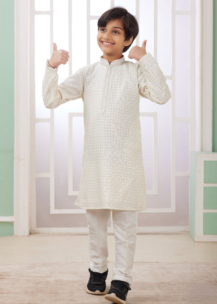 Pearl White Silk Kurta Set With Thread Embroidery Work