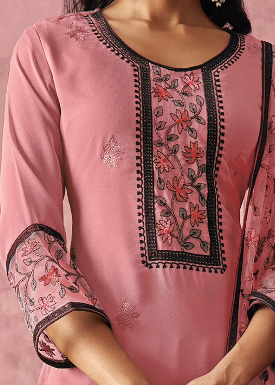 Light Pink Georgette Suit With Thread Embroidered Work