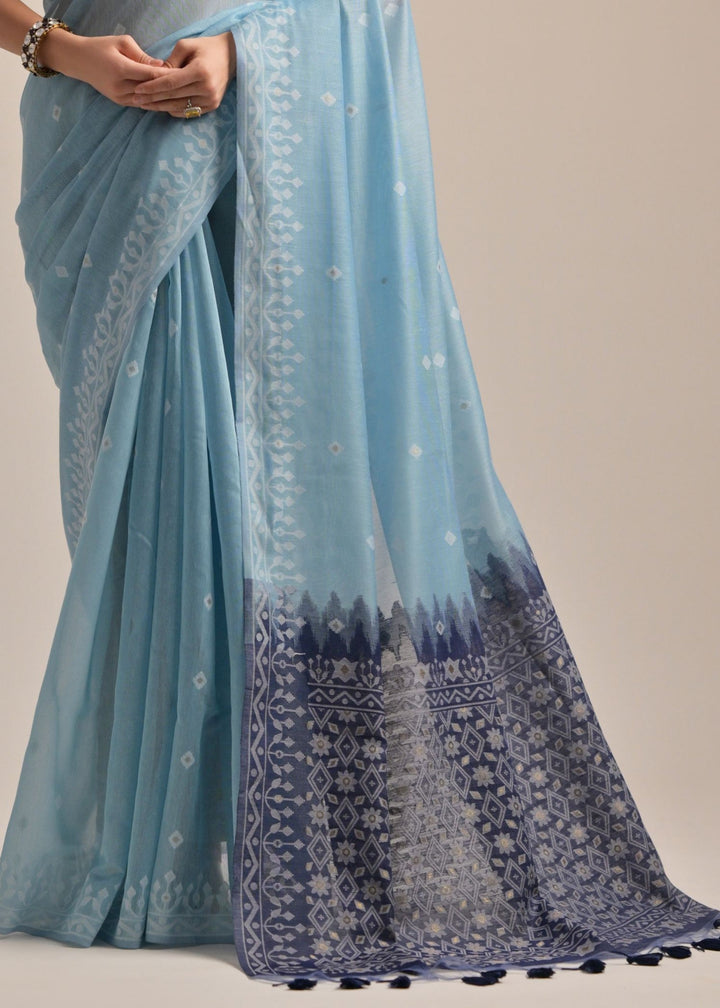 Firozi Thread Butti Lakhnawi Weaves Muga Cotton Saree With Contrast Pallu