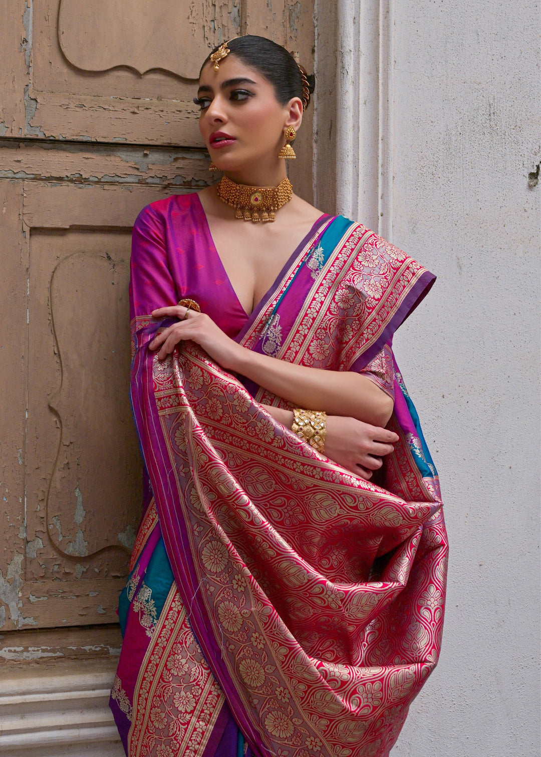 Pink Leriya Zari Woven Saree With Contrast Pallu