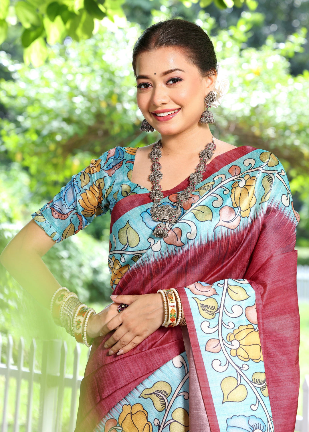 Red Solid Design Cotton Silk Saree