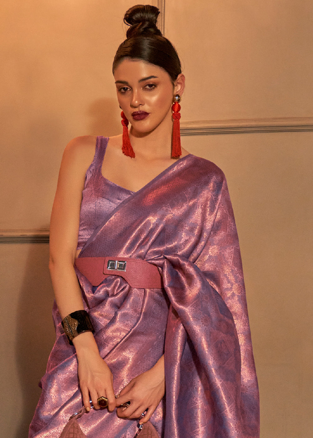Amethyst Purple Two Tone Handloom Weaving Kanjivaram Silk Saree